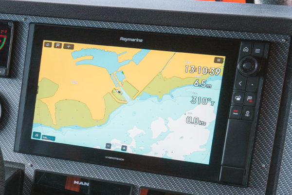 formacion_ecdsis_raymarine_azimut_02